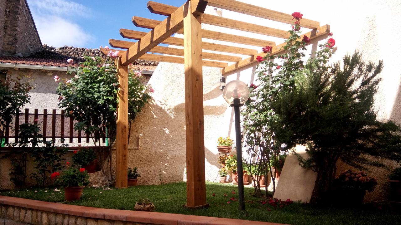 B&B A Casa Di Nonna Massa d'Albe Exterior photo